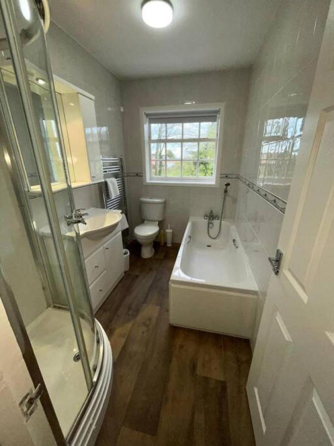 Lydney House Swaffham Sleeps 22 Villa ภายนอก รูปภาพ