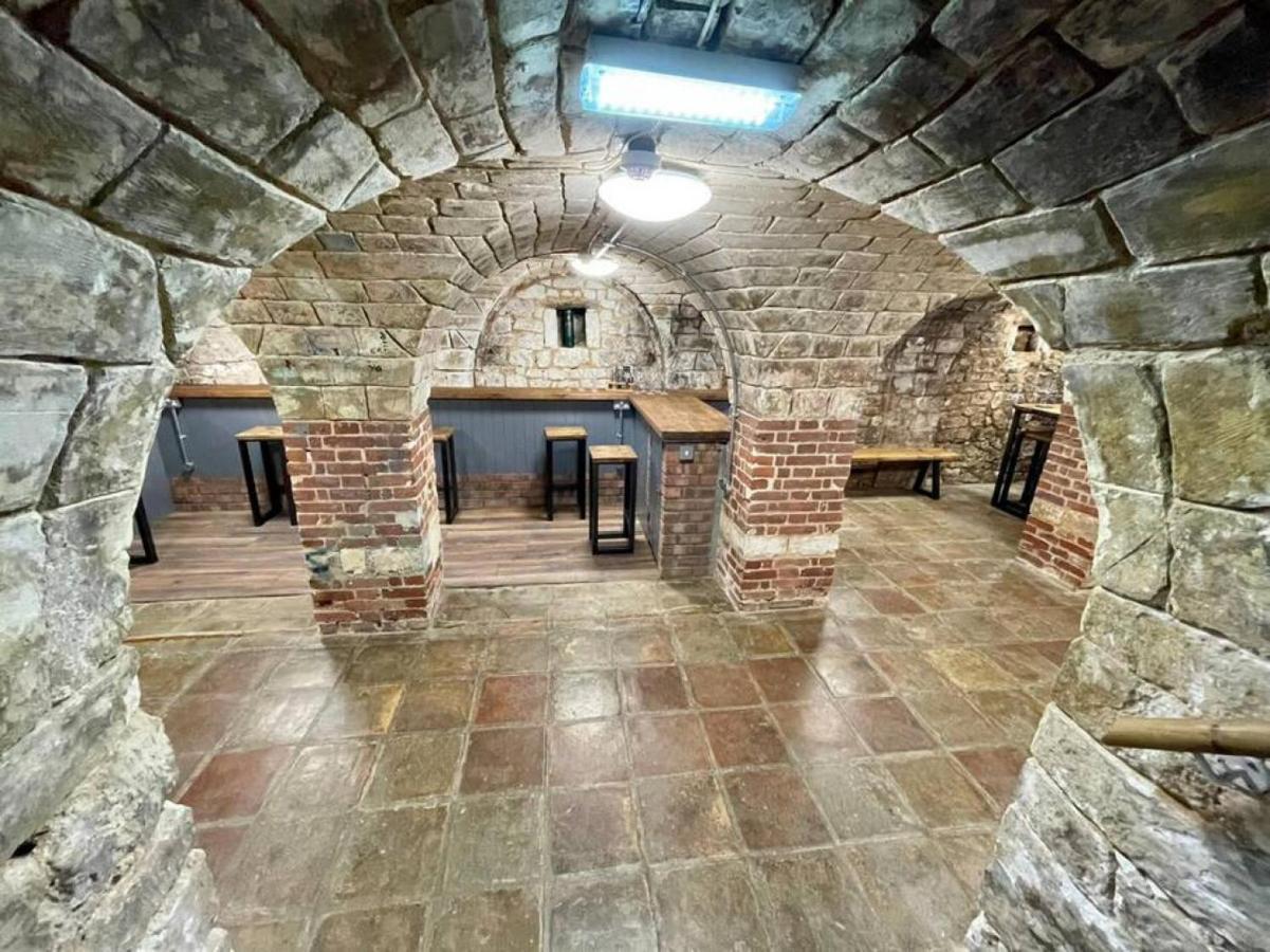 Lydney House Swaffham Sleeps 22 Villa ภายนอก รูปภาพ