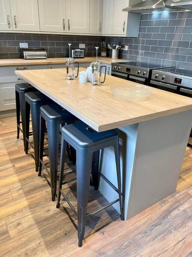Lydney House Swaffham Sleeps 22 Villa ภายนอก รูปภาพ