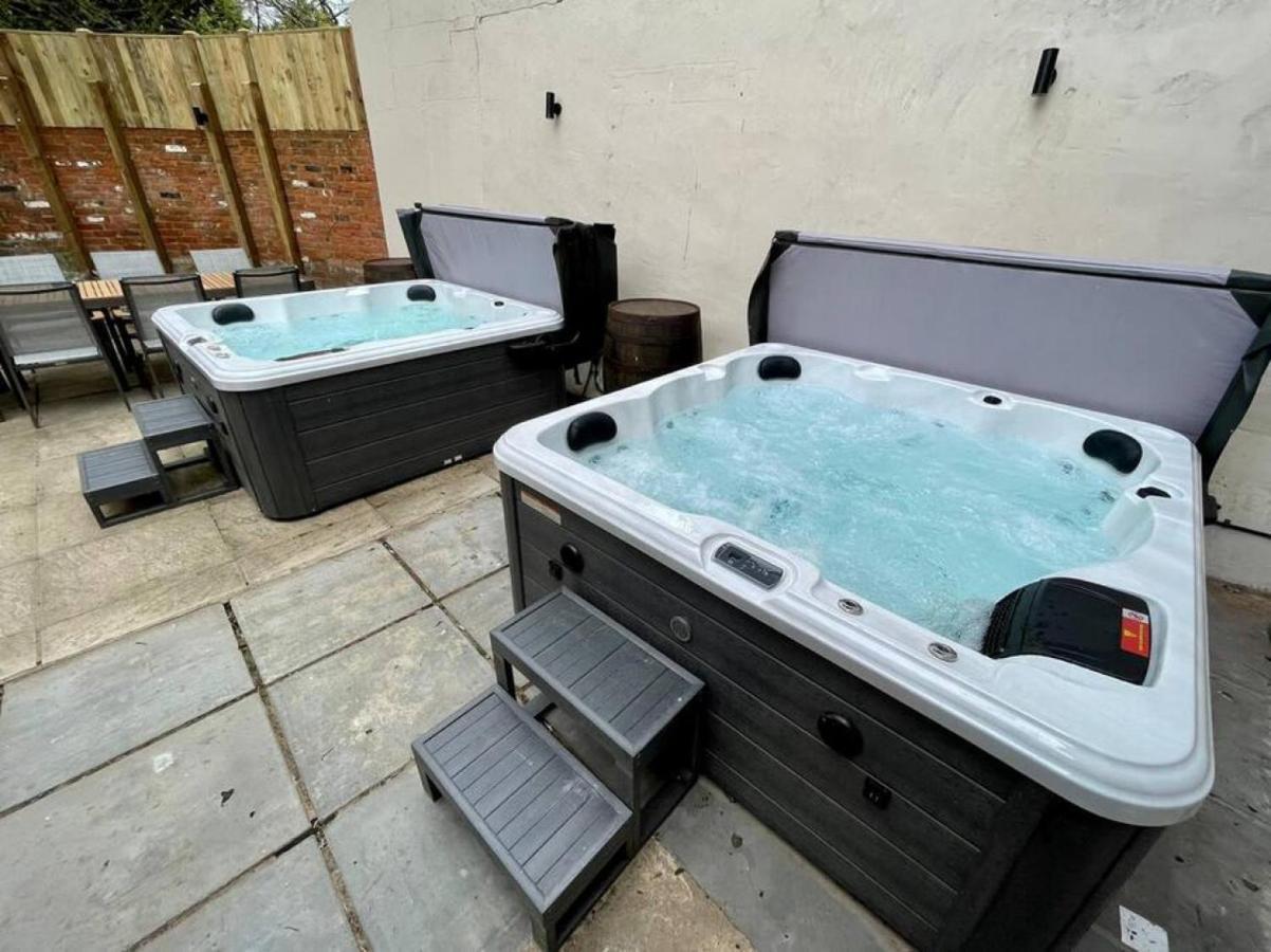 Lydney House Swaffham Sleeps 22 Villa ภายนอก รูปภาพ